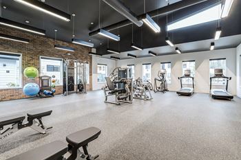 24/7 Fitness center